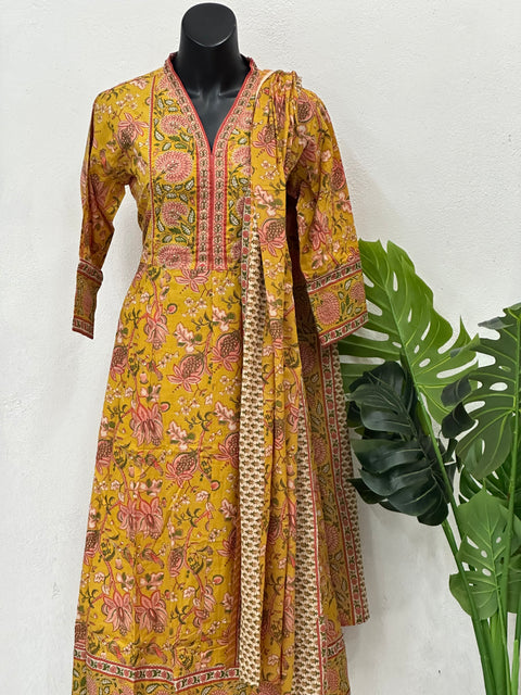 Printed anarkali readymade set