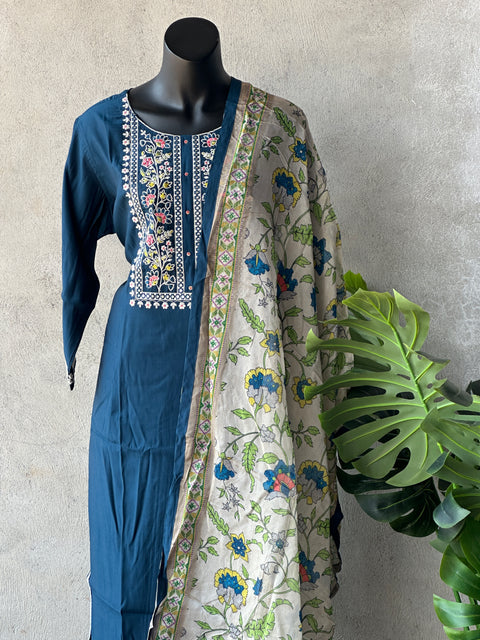 Neck embroidery Roman silk suit set