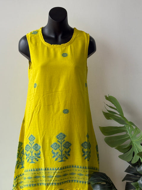 Yellow Blue jamdhani gown with shrug