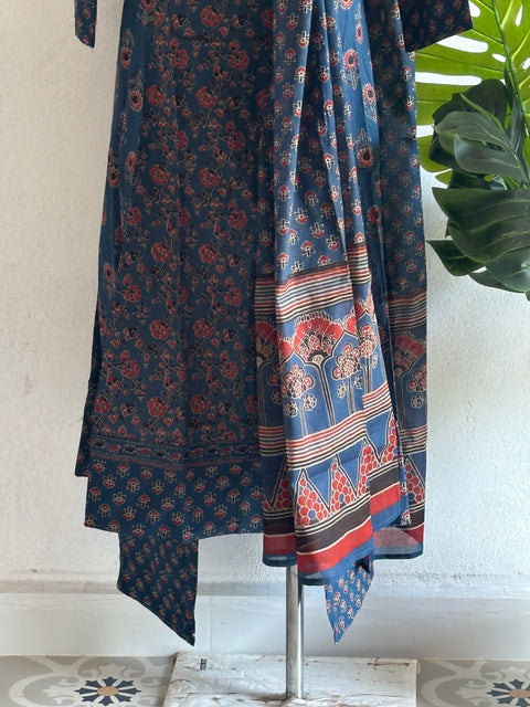 Indigo printed pure cotton readymade set