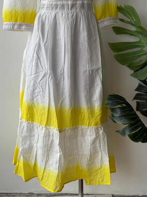 White with yellow shaded cotton gown