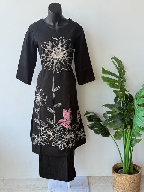 Black floral printed kurta pant
