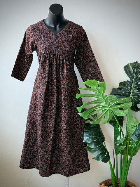 L size printed A line kurti