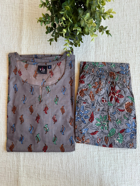 M size printed Cord Night suit
