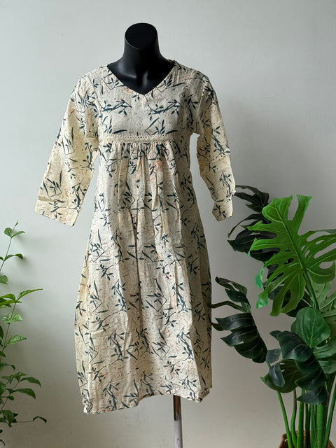 L size printed A line kurti