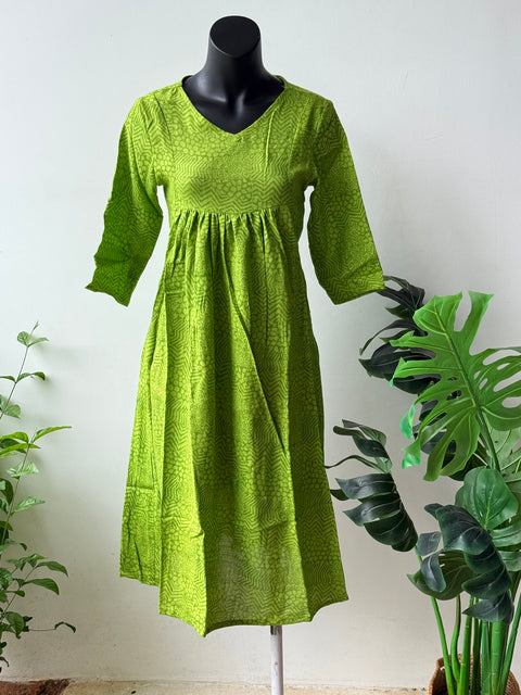 L size printed A line kurti