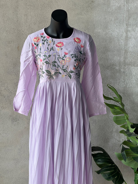 Embroidered purple Viscose dress