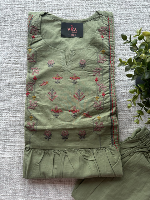 Embroidered neck plain kurta pant set