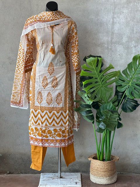 Karachi Printed cotton kurti pant set