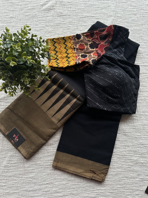 Saree with readyblouse size 38 and 40