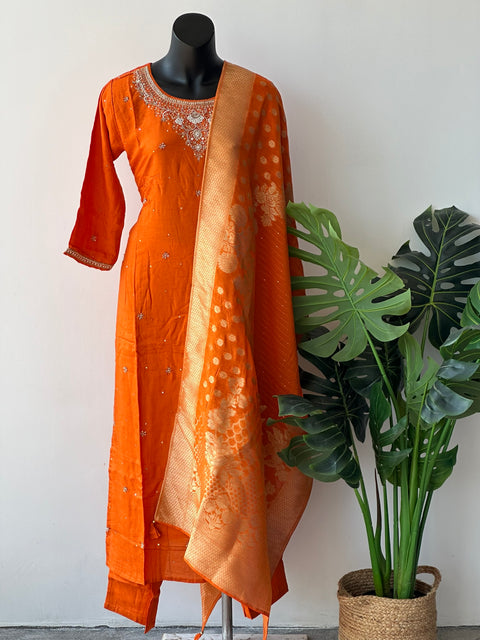 Partywear Banaras kurta pant set