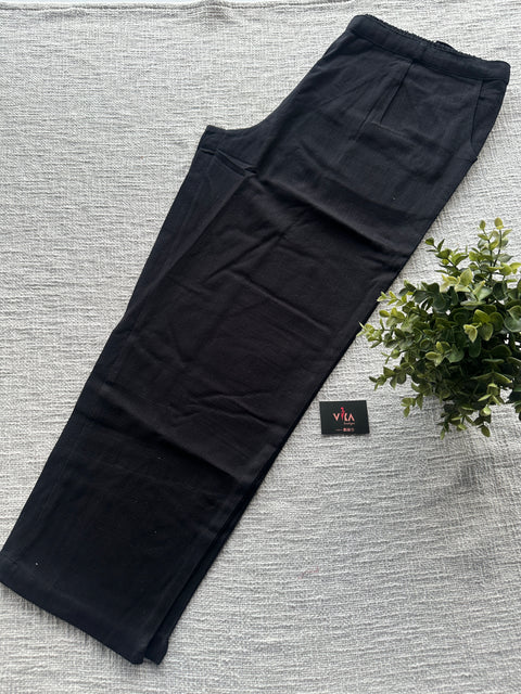 Black straight fit cotton pant