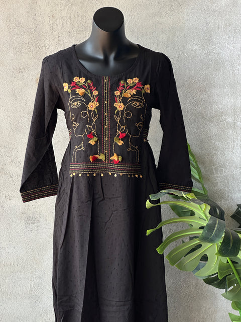 Size 38 - Embroidered pure cotton kurti