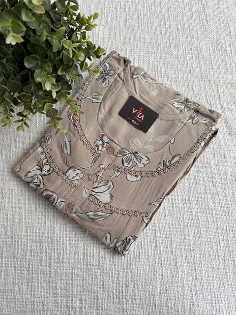 L size printed Alpine nighty