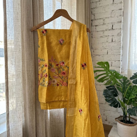 French knot hand emb silk linen set