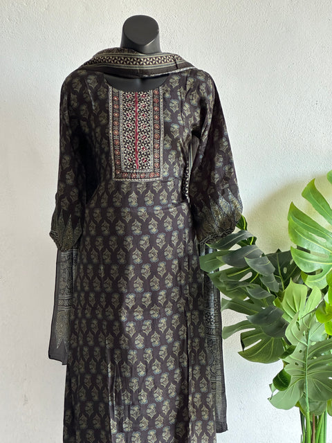 printed Pure viscose kurta pant set