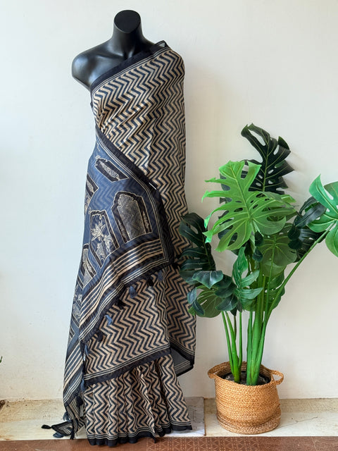 Zigzag Printed linen cotton saree