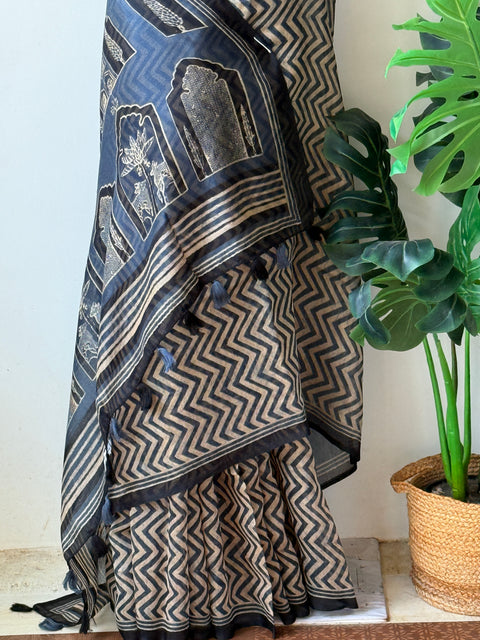 Zigzag Printed linen cotton saree
