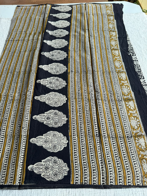 Printed mul cotton saree