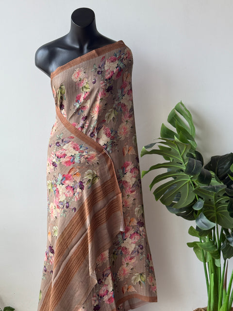 Printed crepe saree