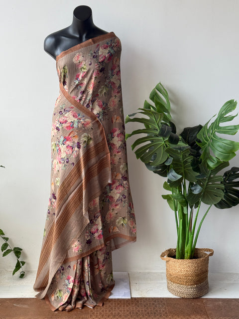 Printed crepe saree