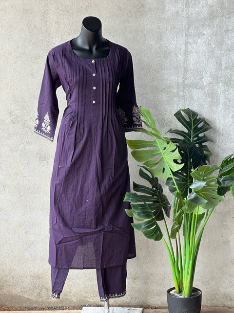 Pintuck Pure cotton emb kurti pant