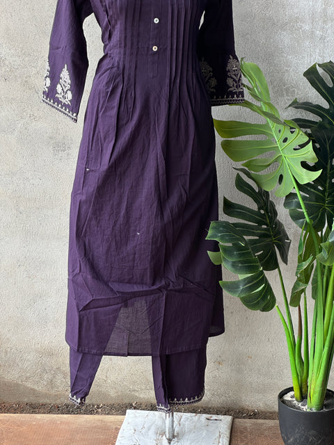 Pintuck Pure cotton emb kurti pant