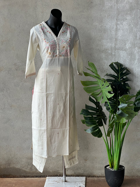 V neck off white emb kurti pant