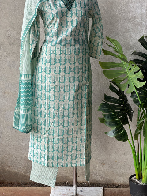 V neck Printed pure cotton kurti pant set