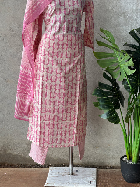 V neck Printed pure cotton kurti pant set