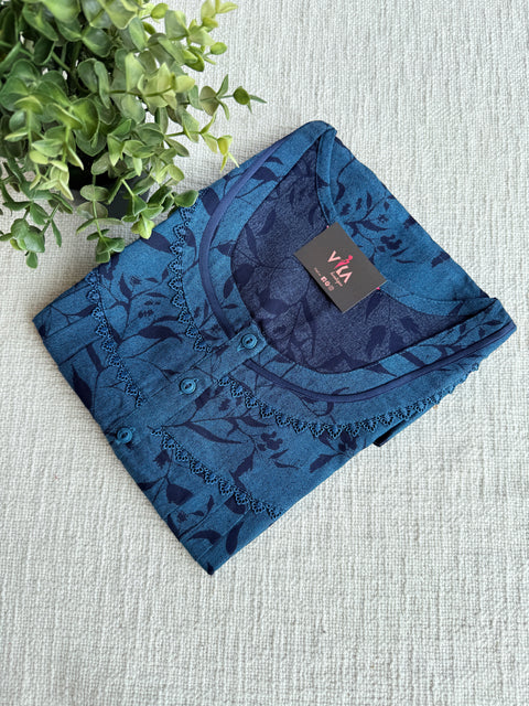 L and XL size printed Alpine nighty