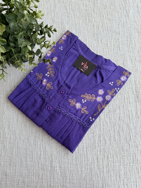 Neck emb Crush cotton nighty