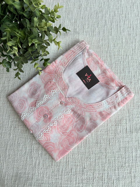 L and XL size printed Alpine nighty