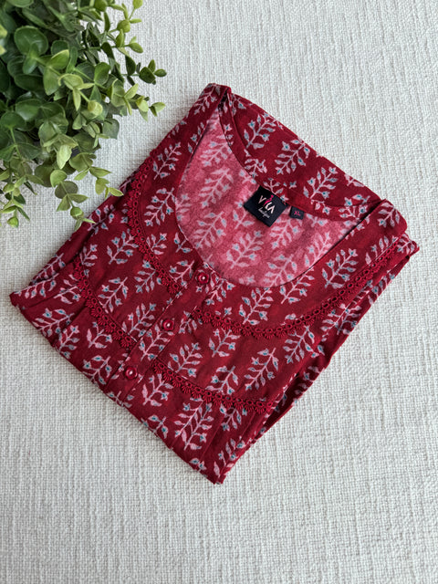 L size printed Alpine nighty