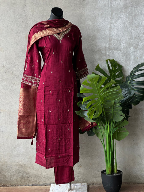 Rich embroidery work Russian silk suit set
