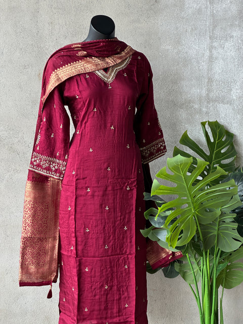 Rich embroidery work Russian silk suit set