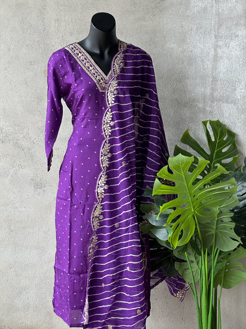 Bhandhini printed Russian silk set