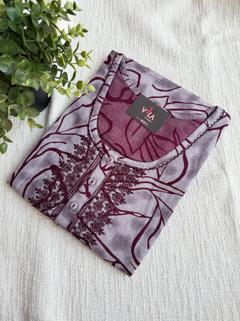 L and XL size printed Alpine nighty