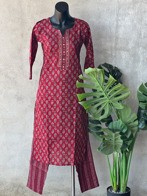 Printed cambric cotton kurti pant