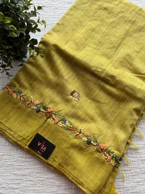 Hand emb banaswara saree