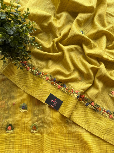 Hand emb banaswara saree