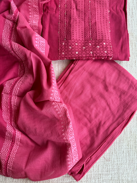 Handloom pink printed cotton suit set