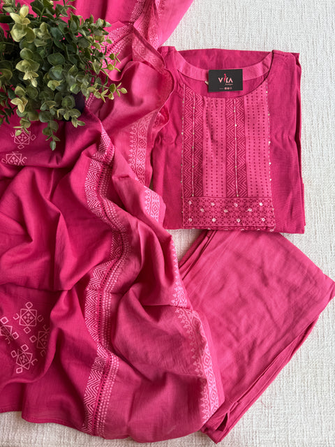 Handloom pink printed cotton suit set