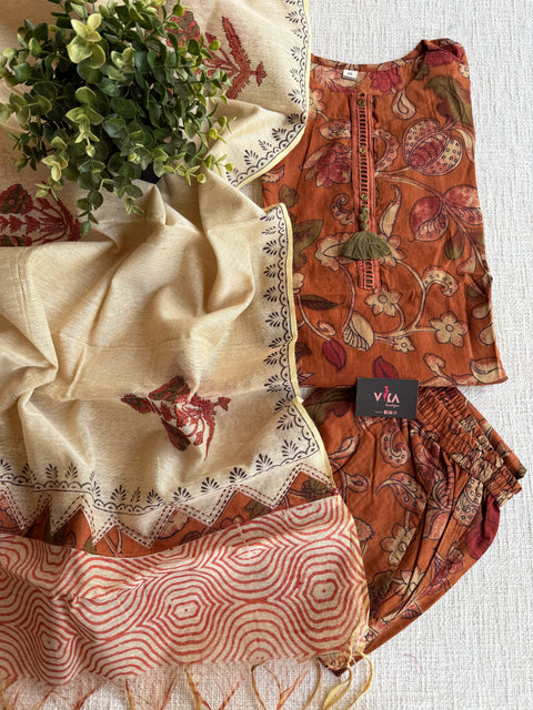 Kalamkari printed suit set