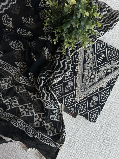 Printed cotton suit with chiffon dupatta