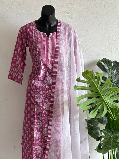 Size 38 - Printed kurta pant and dupatta