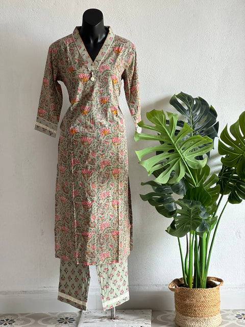 V Neck Printed kurta and pant