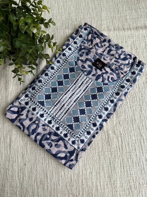 XL size Batik printed cotton nighty