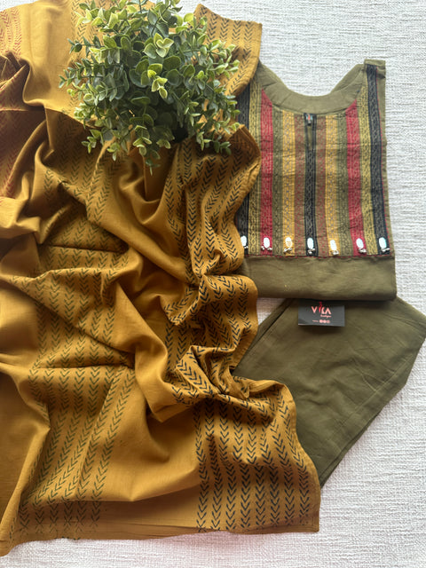 Colourful patch neck pure cotton suit set