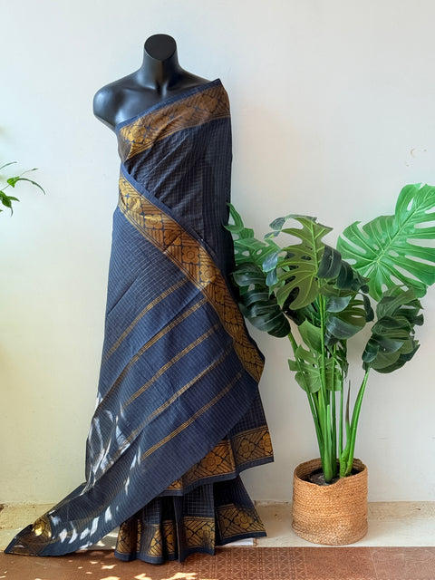 Sungudi cotton saree without Blouse